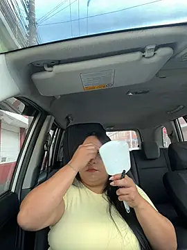 Miia Jazmin online show from February 2025 12:11:01 PM