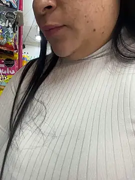 Miia Jazmin online show from October 2025 07:02:01 PM