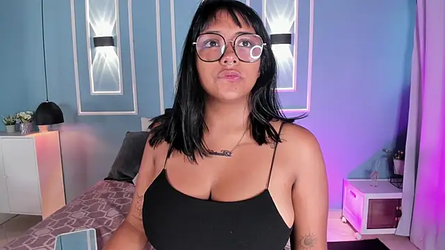 Snapshot of isabella_zc chatting on August 2026 11:46:01 AM isabella zc online show from August 2026 11:46:01 AM