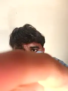 Snapshot of Raziv_komal143 chatting on January 2025 08:43:02 AM Raziv komal143 online show from January 2025 08:43:02 AM