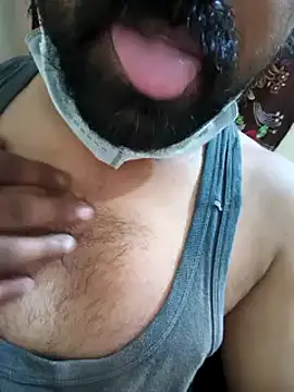 Snapshot of Raziv_komal143 chatting on February 2025 01:58:02 AM Raziv komal143 online show from February 2025 01:58:02 AM