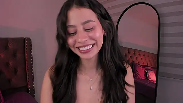 Snapshot of hannah_brady chatting on February 2025 12:17:02 AM hannah brady online show from February 2025 12:17:02 AM