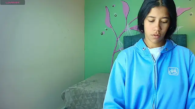 Connie Bell online show from November 2025 02:50:02 PM