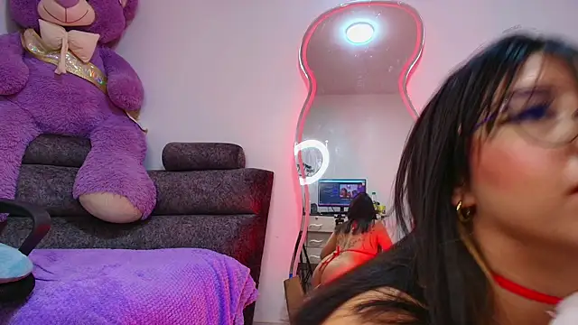 MiaFlamesxxx online show from December 2025 01:44:02 AM