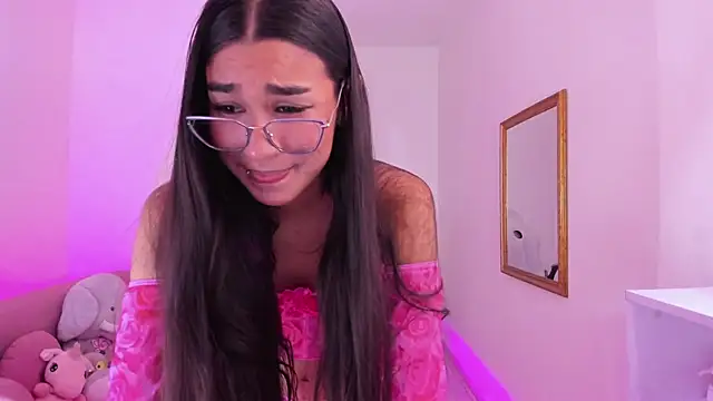 Dana Paula online show from March 2025 02:58:01 PM