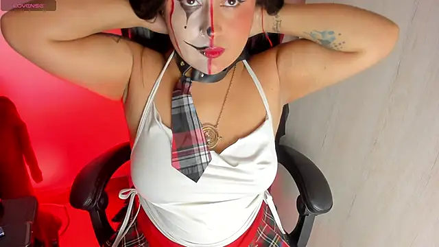 VanneCute1 online show from November 2025 05:09:01 AM