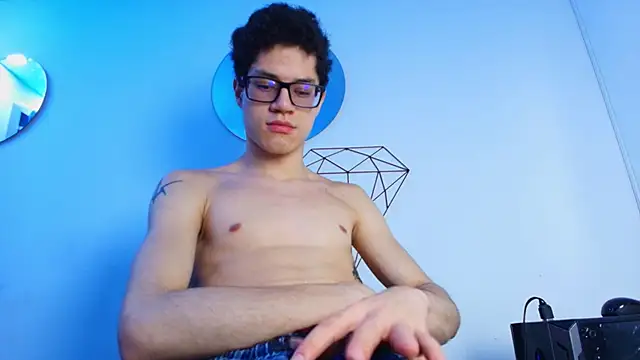 wolfandsky online show from November 2025 11:43:02 AM