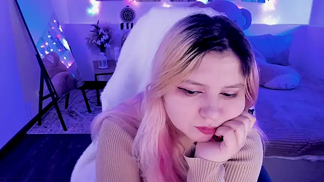 DiaAngell online show from April 2026 08:03:02 PM