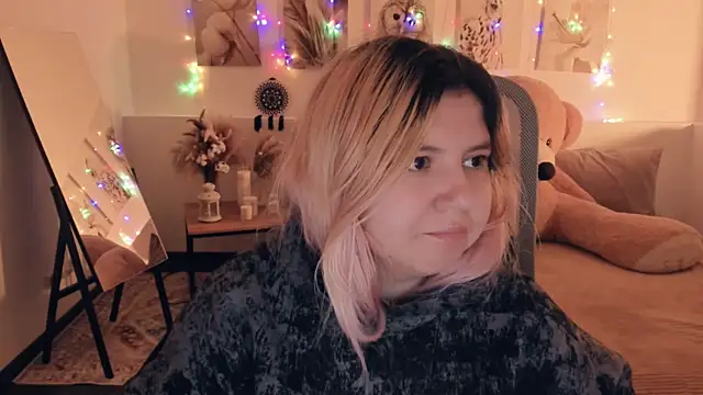 DiaAngell online show from April 2026 07:53:01 PM