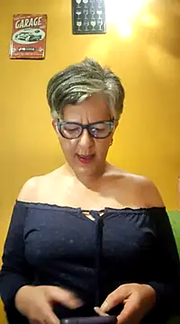 ilonna2025 online show from March 2025 09:26:02 PM