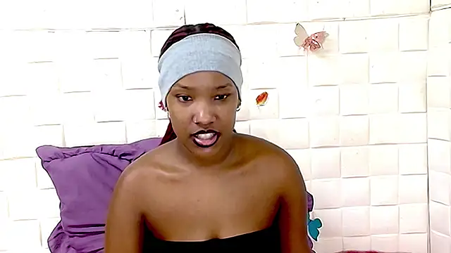 EroticSexyPrada online show from March 2026 05:24:01 PM