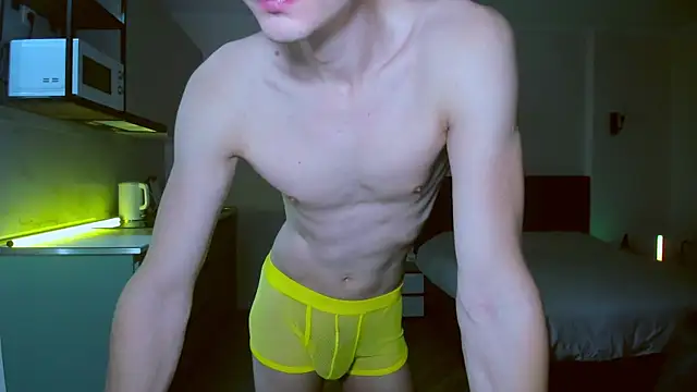 max shy online show from February 2025 06:51:01 PM