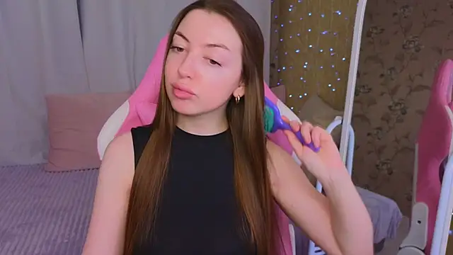 Ann moon   online show from February 2025 12:39:02 PM