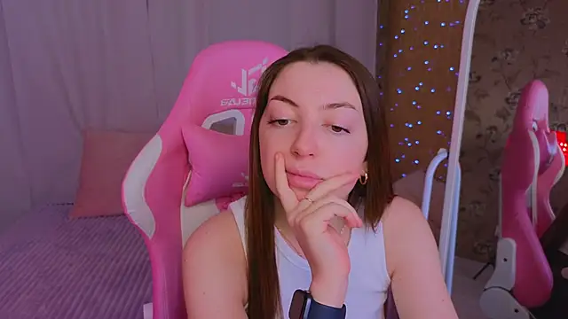 Ann moon   online show from March 2025 04:38:02 PM