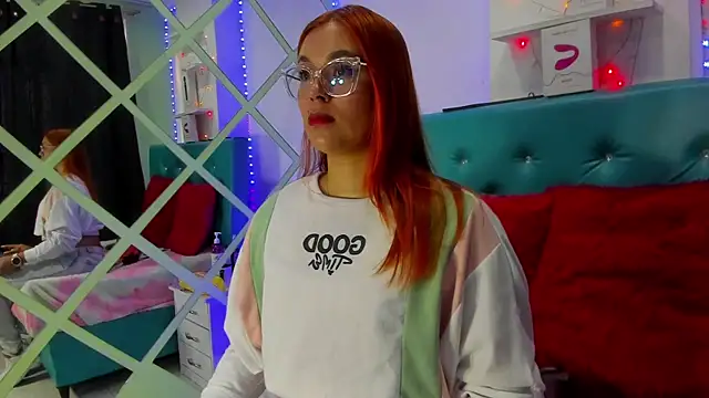 Snapshot of Sophie_new25 chatting on March 2025 11:55:02 AM Sophie new25 online show from March 2025 11:55:02 AM