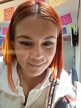 Snapshot of Sophie_new25 chatting on October 2025 11:51:02 AM Sophie new25 online show from October 2025 11:51:02 AM