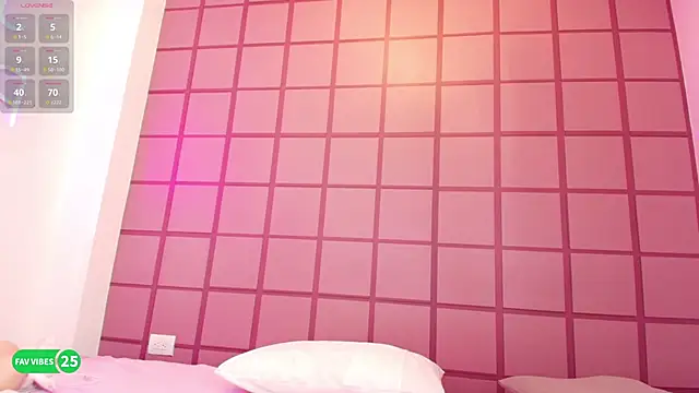 LissMonroe online show from November 2025 10:48:02 AM