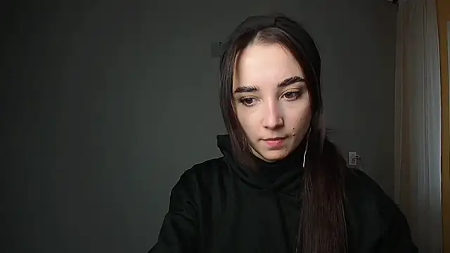 Snapshot of Eva_Gloryy chatting on February 2025 01:49:02 PM Eva Gloryy online show from February 2025 01:49:02 PM