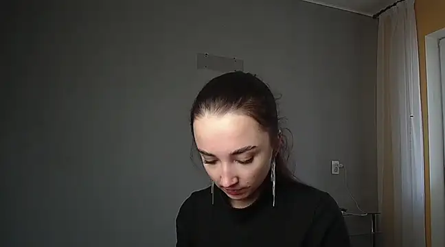 Snapshot of Eva_Gloryy chatting on February 2025 12:17:02 PM Eva Gloryy online show from February 2025 12:17:02 PM