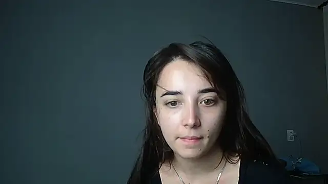 Eva Gloryy online show from October 2025 02:10:01 PM