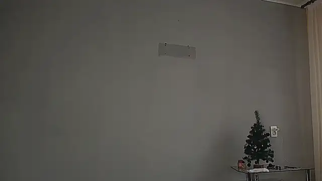 Eva Gloryy online show from January 2026 12:18:02 PM