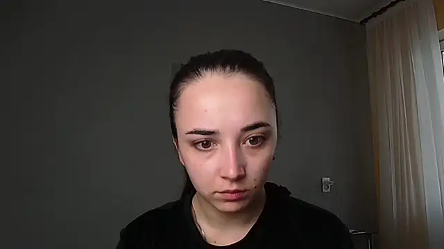 Eva Gloryy online show from April 2026 07:00:01 AM