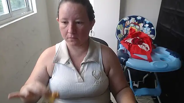 Yohis Kiut25 online show from January 2026 07:08:02 PM