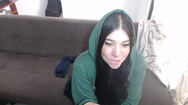 sharonnleon online show from February 2025 06:19:01 PM