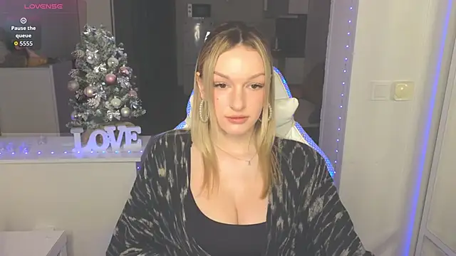 MargaretSweet1 online show from December 2025 12:27:01 AM