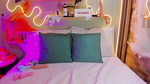 Palmer Evans online show from October 2025 04:31:01 PM