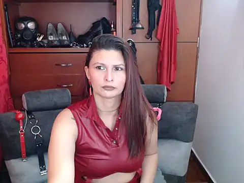 sachaclinford online show from April 2026 05:41:02 PM