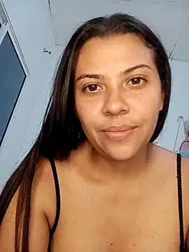 Snapshot of CallMeHeaven chatting on February 2025 02:42:02 AM CallMeHeaven online show from February 2025 02:42:02 AM