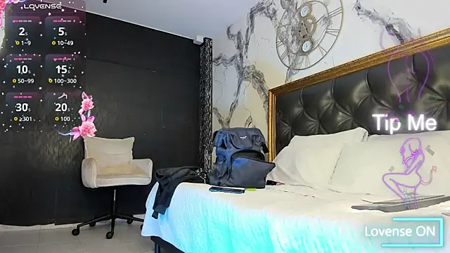 DalayMoore online show from February 2026 07:53:01 PM