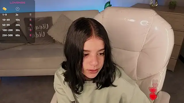 Nicole Foxx  online show from March 2026 07:08:02 PM