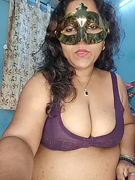 Snapshot of hevensex143 chatting on May 2026 08:04:02 PM hevensex143 online show from May 2026 08:04:02 PM