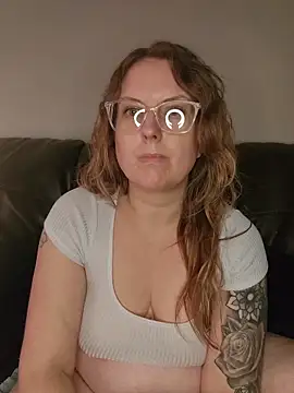 TattedMamaXOXO online show from November 2025 09:03:02 PM