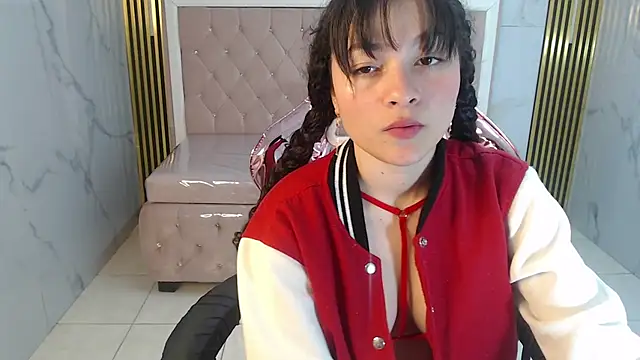 shalon diaz s online show from February 2025 04:15:02 PM