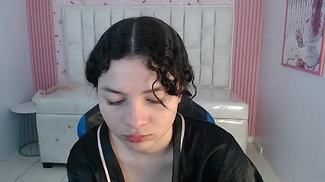 shalon diaz s online show from January 2026 01:08:02 AM