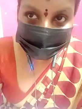 Snapshot of Tamil_queen1 chatting on February 2025 06:35:02 PM Tamil queen1 online show from February 2025 06:35:02 PM