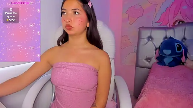 Snapshot of sofia__james chatting on February 2025 07:59:02 PM sofia james online show from February 2025 07:59:02 PM