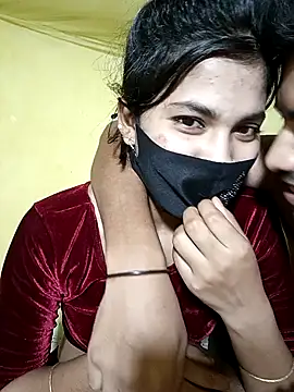 Hot couple 1 online show from October 2025 05:25:01 PM