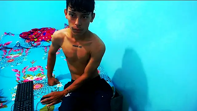 Snapshot of Maicol_Garcia chatting on December 2025 06:24:02 PM Maicol Garcia online show from December 2025 06:24:02 PM