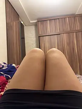 Ayochaa online show from March 2026 10:47:01 PM