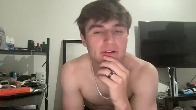 Snapshot of ryan_28747 chatting on May 2026 04:41:01 AM ryan 28747 online show from May 2026 04:41:01 AM