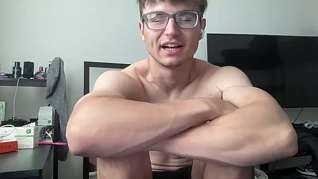 Snapshot of ryan_28747 chatting on May 2026 07:00:02 PM ryan 28747 online show from May 2026 07:00:02 PM
