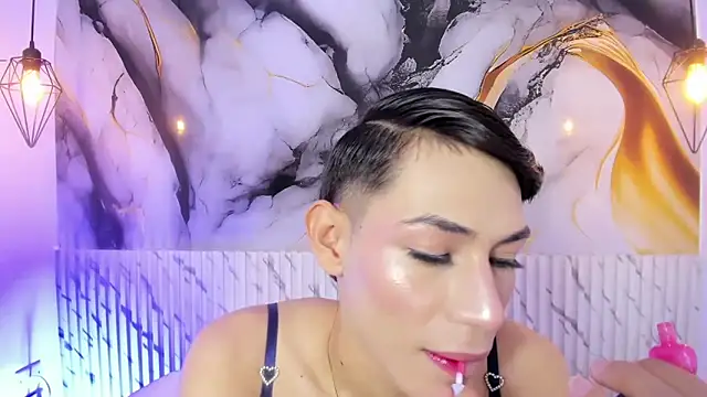 JackeOwens online show from October 2025 12:15:01 PM