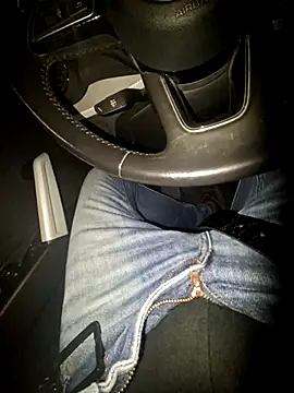 Snapshot of Nzino1983 chatting on March 2026 06:13:02 PM Nzino1983 online show from March 2026 06:13:02 PM