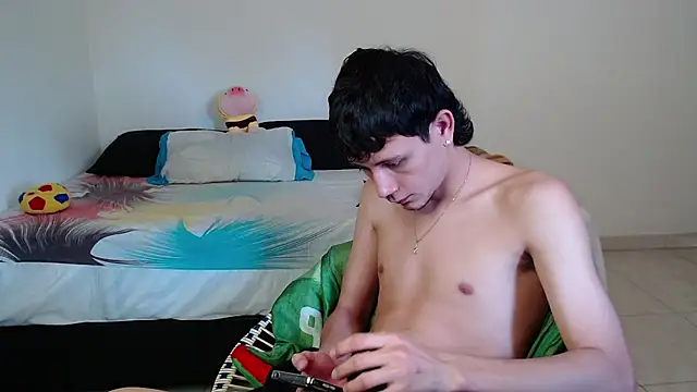 Snapshot of cute_mathew chatting on March 2025 09:37:01 PM cute mathew online show from March 2025 09:37:01 PM