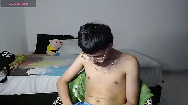Snapshot of cute_mathew chatting on March 2025 11:05:01 PM cute mathew online show from March 2025 11:05:01 PM