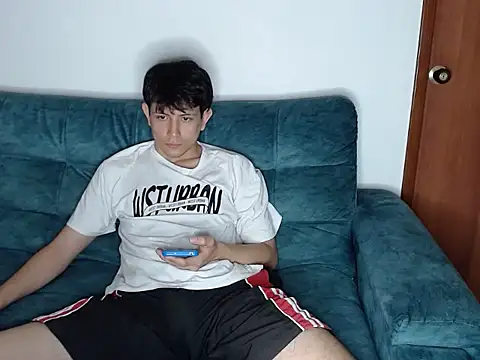Snapshot of cute_mathew chatting on September 2025 09:26:01 PM cute mathew online show from September 2025 09:26:01 PM